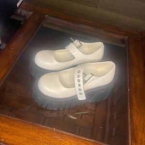 CURRENT MOOD White Mary Jane Platform shoes